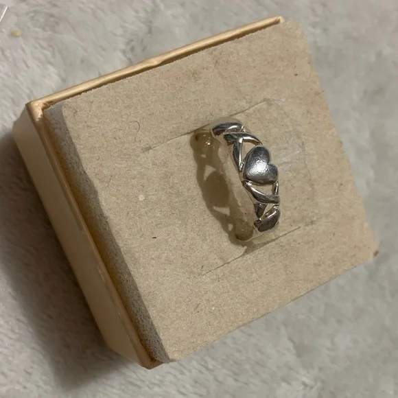 Sterling Silver EUC NF 925 X Heart Ring size 7.5 - Picture 3 of 9